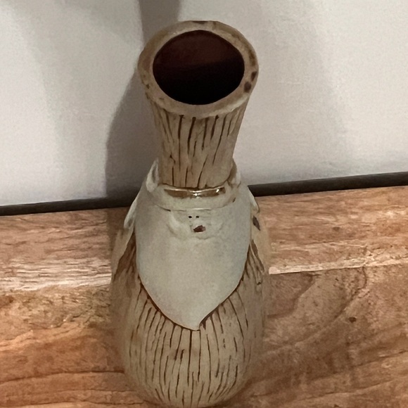 Ceramic Santa Vase 13” in beige and brown - Picture 9 of 9